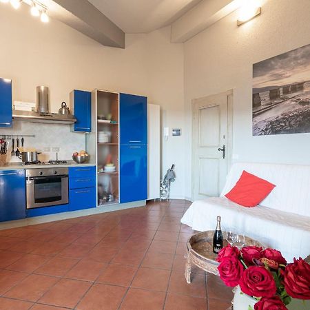 Appartamento Agata San Felice del Benaco Luaran gambar