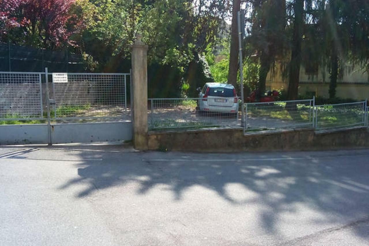 Appartamento Agata San Felice del Benaco Luaran gambar